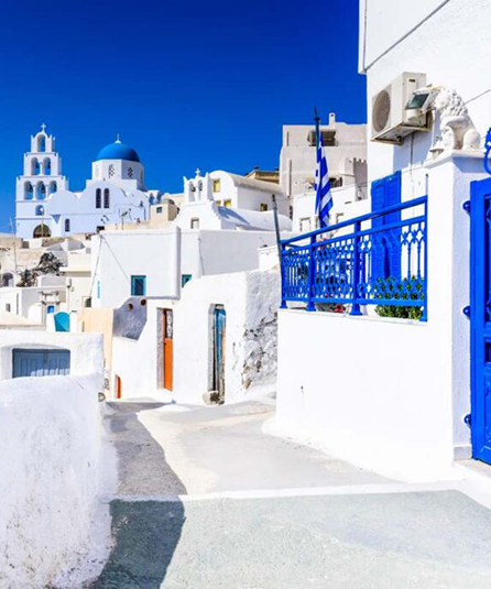 Traditional Santorini pathways - private tours